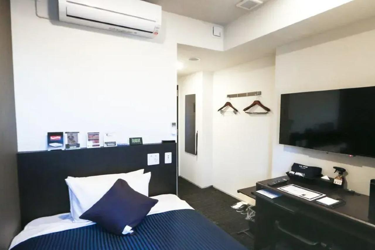Hotel Livemax Premium Sapporo Odorikoen Екстер'єр фото